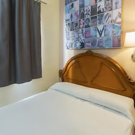 Hostel Malaga *